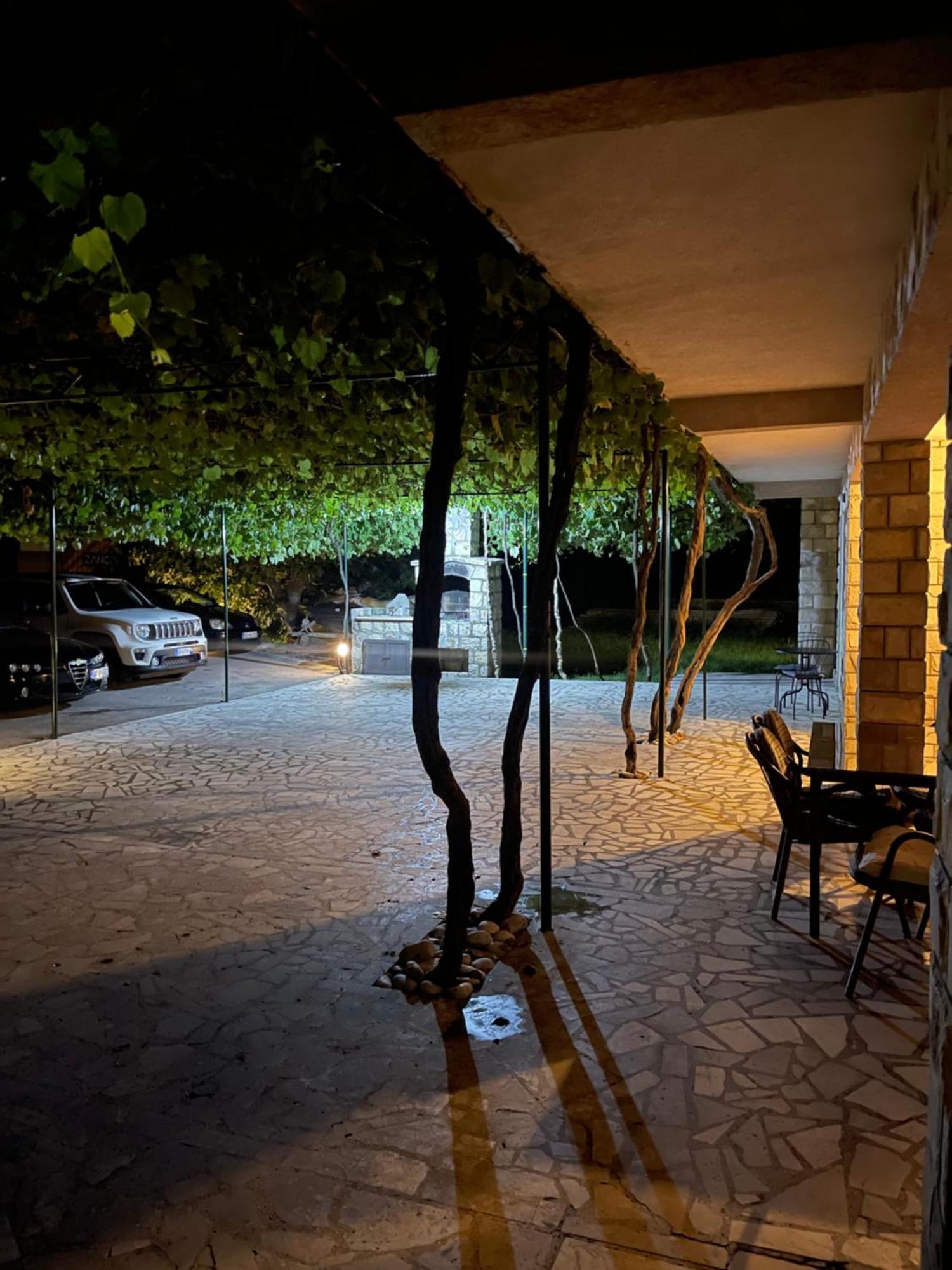 Apartmani Mendula Budva Bagian luar foto