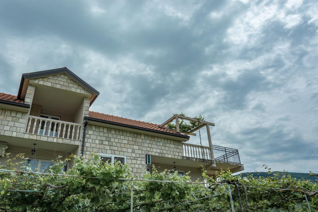 Apartmani Mendula Budva Bagian luar foto