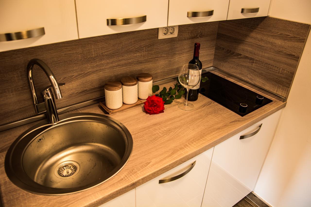 Apartmani Mendula Budva Bagian luar foto