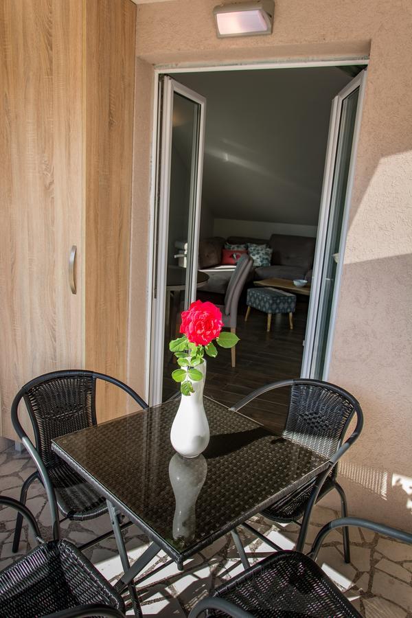 Apartmani Mendula Budva Bagian luar foto